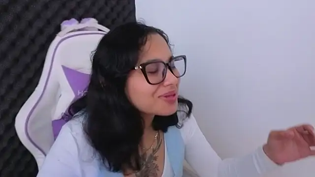 Cuteprincess21 online show from February 8, 2026, 1:42 am