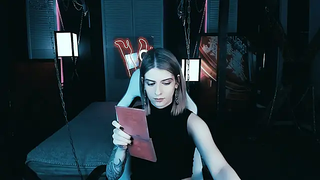 Noah ElmerX online show from February 25, 2025, 5:04 pm