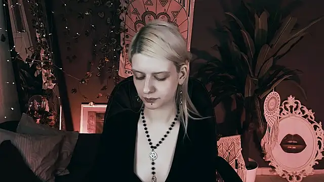 Noah ElmerX online show from November 22, 2025, 8:30 pm