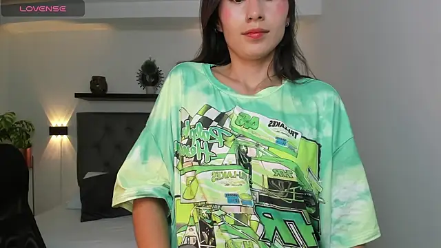 emily villamil online show from December 19, 2024, 10:53 pm