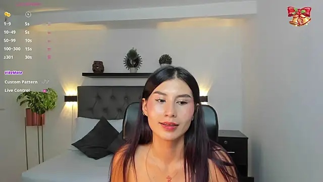 emily villamil online show from December 31, 2024, 9:06 pm