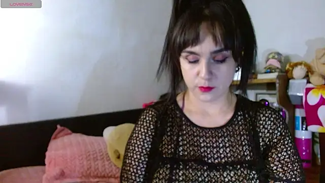 collette beaufoy  online show from April 16, 2026, 7:09 am