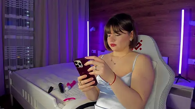 Elizabeth Hottie  online show from February 11, 2026, 11:43 pm