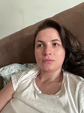 Snapshot of AmyPure_ chatting on May 14, 2026, 9:27 am AmyPure online show from May 14, 2026, 9:27 am