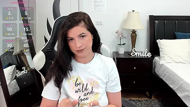 Snapshot of AmyPure_ chatting on May 29, 2026, 5:27 am AmyPure online show from May 29, 2026, 5:27 am