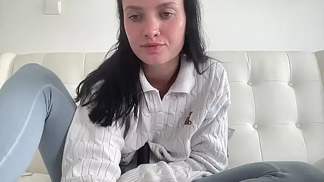 mariemelissah online show from December 4, 2025, 10:13 am