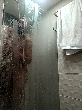 Aron Baylor online show from October 17, 2025, 11:51 pm