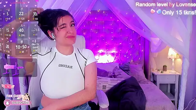 Snapshot of Ellie_Jhonson__ chatting on March 18, 2025, 2:59 pm Ellie Jhonson online show from March 18, 2025, 2:59 pm