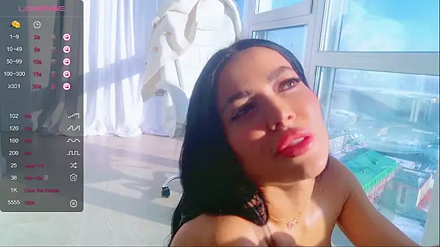 wowEva online show from February 7, 2025, 8:33 am