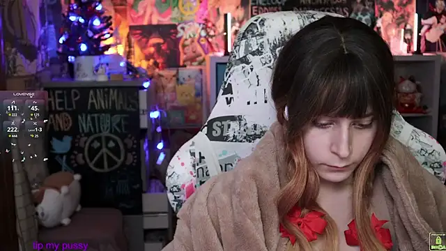 ShiroiFubuki online show from January 31, 2025, 4:27 pm