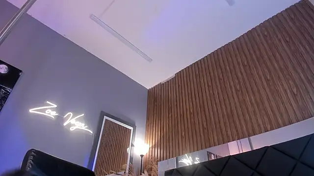 Zoevegass online show from January 15, 2025, 5:05 pm