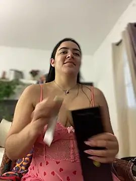 Lia flowers online show from February 22, 2025, 11:03 pm