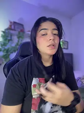 Lia flowers online show from September 11, 2025, 12:11 am