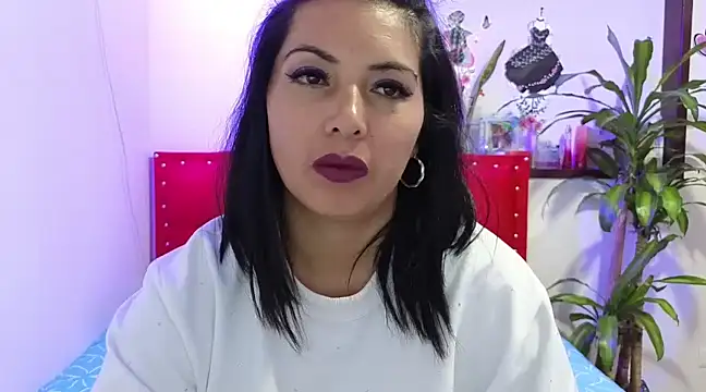 Mariana collins99 online show from February 10, 2025, 3:35 am