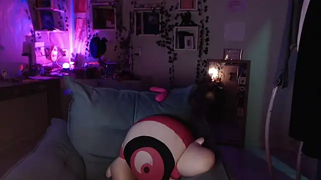 BeellyDance online show from March 27, 2026, 1:00 am