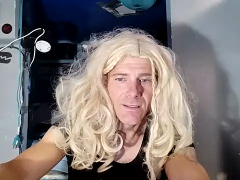 jtru304 online show from November 22, 2025, 8:52 pm