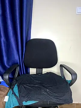 sweetestval online show from September 12, 2025, 4:56 am