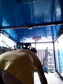 lindaledi2 online show from April 17, 2026, 2:53 pm