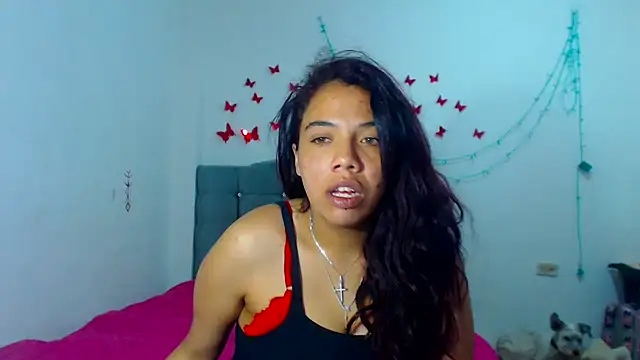AmaraRoberts420 online show from January 12, 2025, 3:46 pm