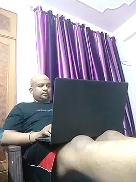 Dick 6inches online show from September 10, 2025, 12:10 am