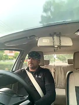 Dick 6inches online show from September 13, 2025, 1:00 pm