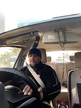 Dick 6inches online show from February 5, 2026, 4:39 am