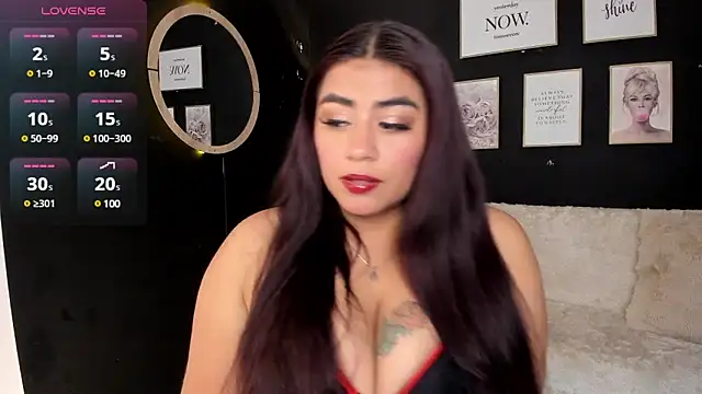 silvia lane online show from March 5, 2025, 4:24 am