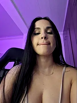 heyshaa online show from February 11, 2025, 7:48 pm