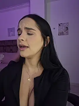 heyshaa online show from November 14, 2025, 9:13 pm