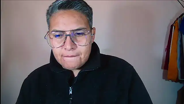 Yessi rousse online show from November 14, 2025, 12:04 pm