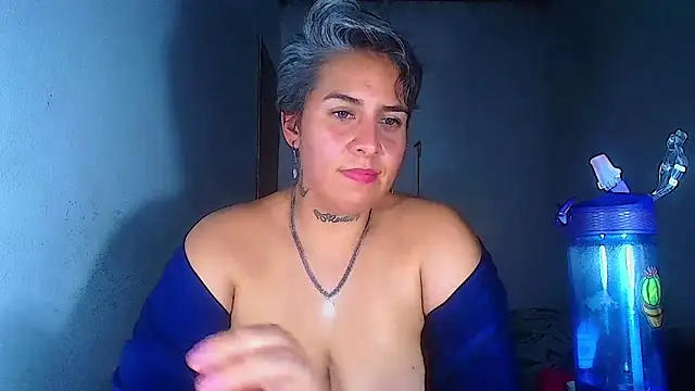 Snapshot of Yessi_rousse chatting on July 23, 2026, 1:58 am Yessi rousse online show from July 23, 2026, 1:58 am