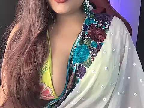 shanayaaa 1 online show from September 8, 2025, 7:02 pm