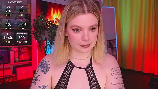 Snapshot of Hottie_Jane chatting on May 23, 2026, 4:00 pm Hottie Jane online show from May 23, 2026, 4:00 pm