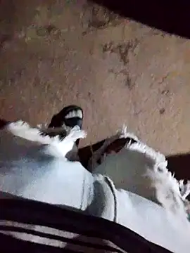 Snapshot of Uriel1615 chatting on October 6, 2025, 6:11 am Uriel1615 online show from October 6, 2025, 6:11 am