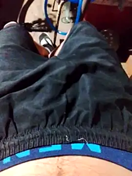 Snapshot of Uriel1615 chatting on March 20, 2026, 7:02 am Uriel1615 online show from March 20, 2026, 7:02 am