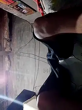 Snapshot of Uriel1615 chatting on March 27, 2026, 5:12 pm Uriel1615 online show from March 27, 2026, 5:12 pm