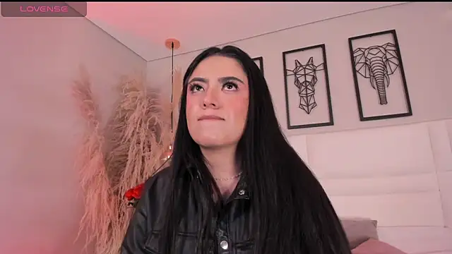 Rebeca jones online show from September 15, 2025, 12:27 pm