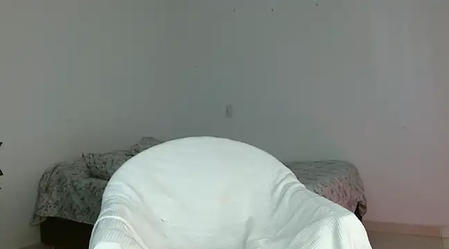 Nayade online show from March 6, 2025, 6:16 pm