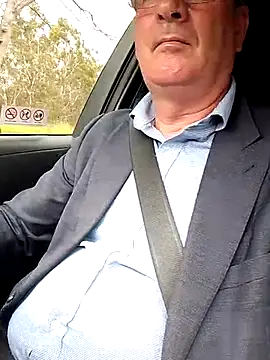 stiffandlubedxh online show from December 3, 2025, 10:08 pm