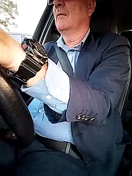 stiffandlubedxh online show from March 22, 2026, 8:23 pm