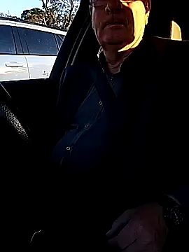 Snapshot of stiffandlubed@xh chatting on April 22, 2026, 9:27 pm stiffandlubedxh online show from April 22, 2026, 9:27 pm