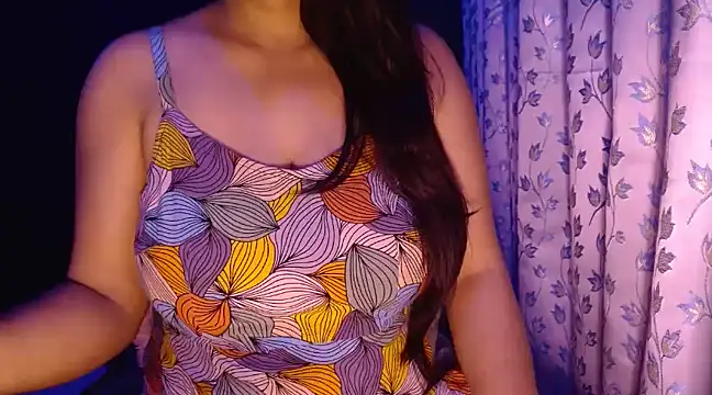 janifer001 online show from March 2, 2025, 2:08 am