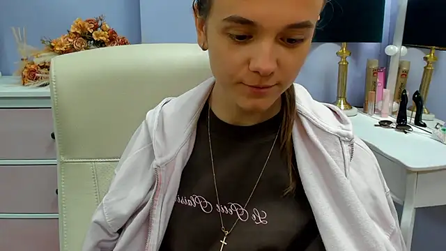 Snapshot of dirtyxEmily chatting on May 20, 2026, 6:41 am dirtyxEmily online show from May 20, 2026, 6:41 am