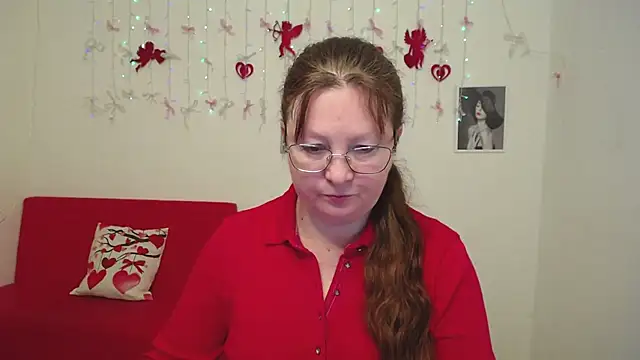 VanessaHotts online show from February 16, 2026, 6:09 am