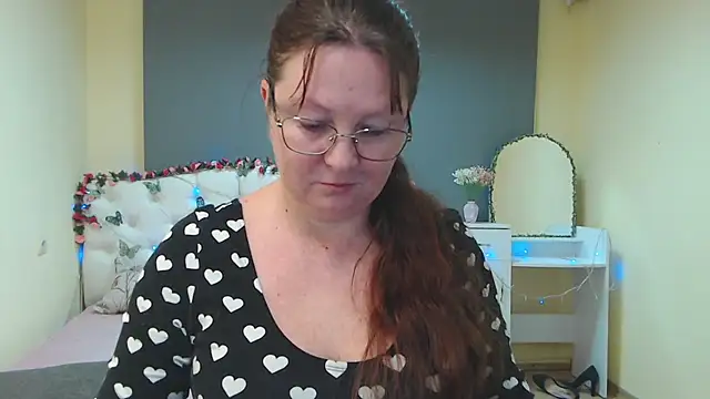 VanessaHotts online show from February 28, 2026, 6:25 am