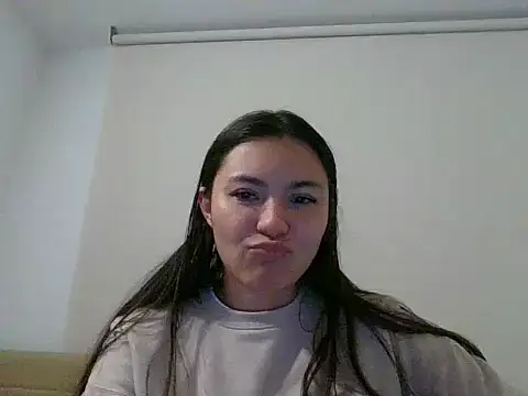  andygirl online show from April 23, 2026, 12:34 am