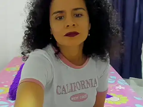 Sami Hotie1 online show from December 16, 2024, 9:31 pm