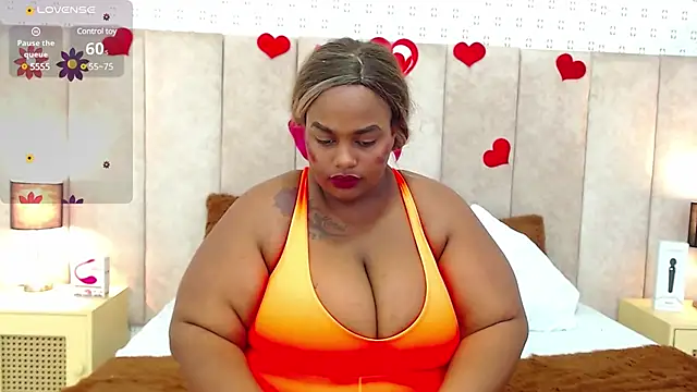 KiaraBrownn online show from March 17, 2025, 11:42 am