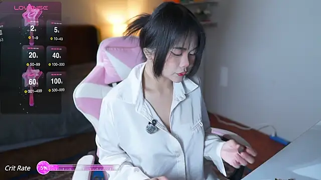 laybunny1 online show from February 9, 2025, 9:39 pm