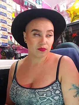 TamySweetness online show from March 9, 2025, 7:15 pm